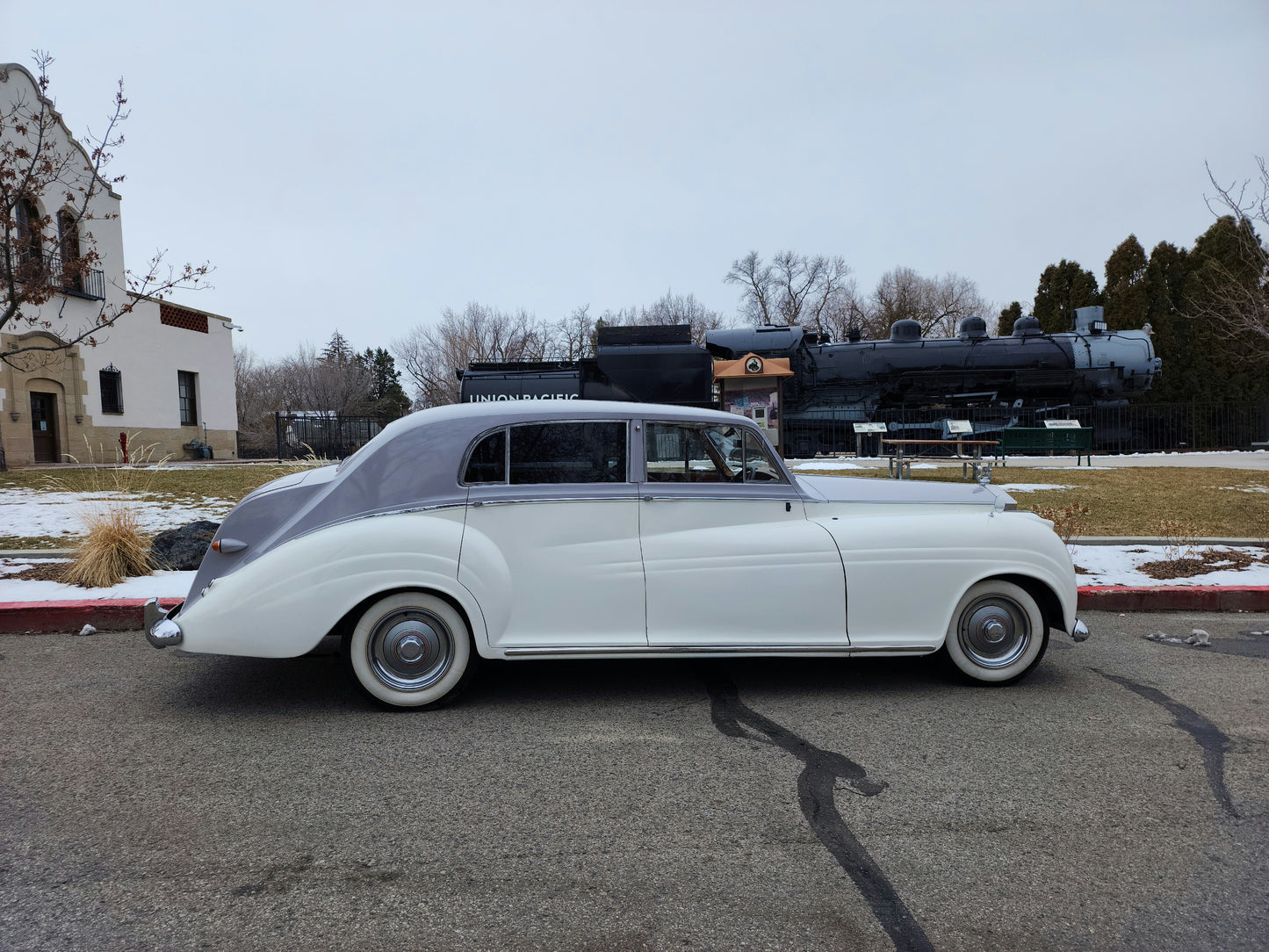 Rolls Royce Silver Wraith
